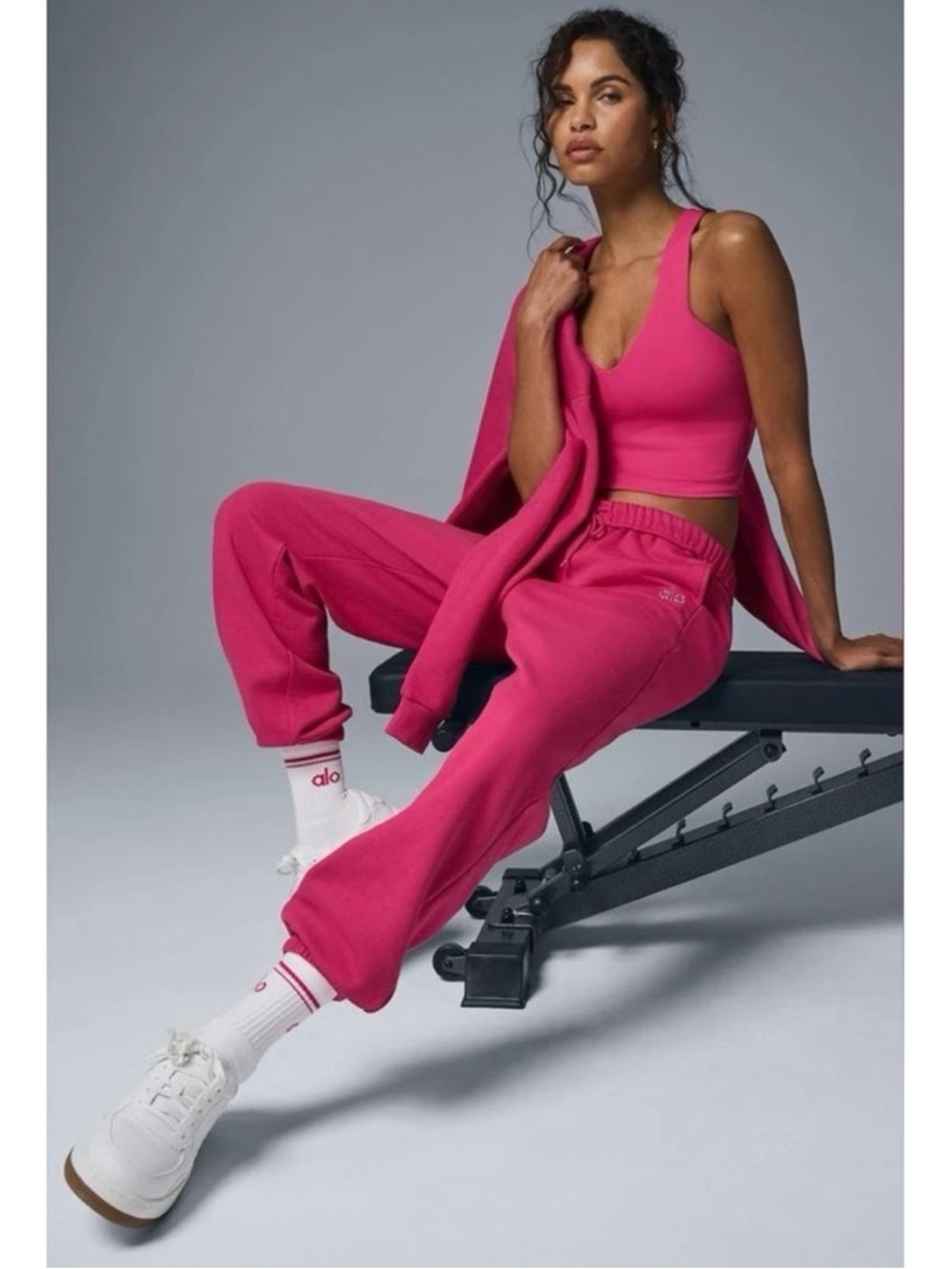 NWT Alo Yoga Accolade Sweatpants Pink Summer Crush XS